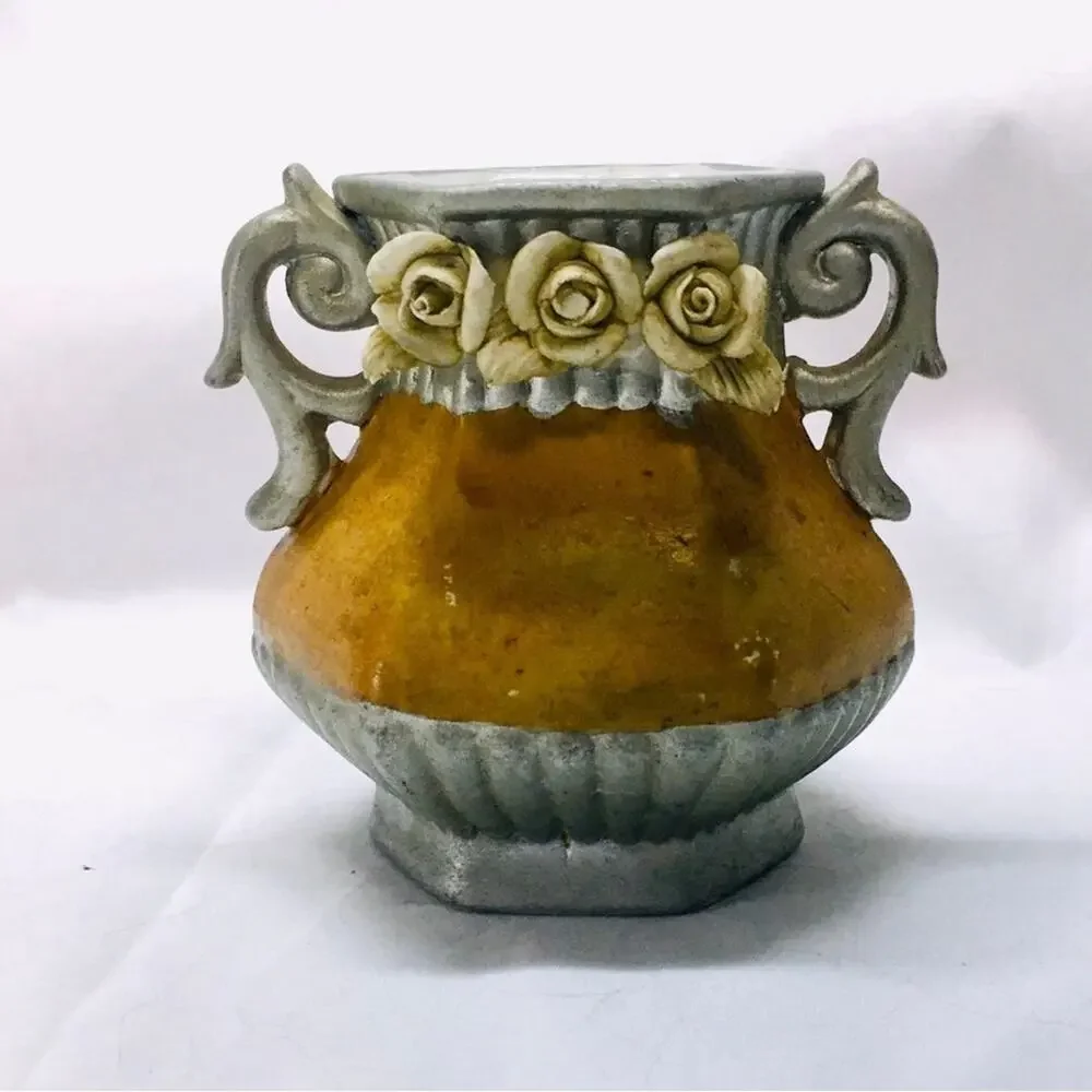 Small Ceramic Vase - Picture 2 of 5